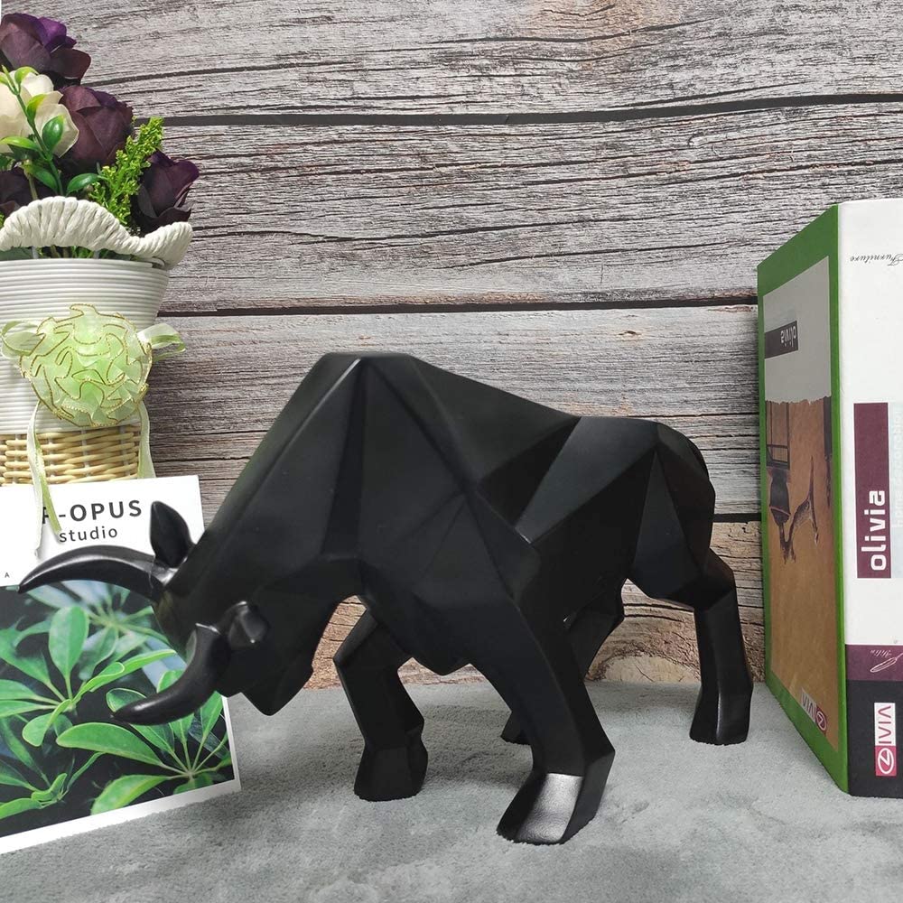 The Bull sculpture in resin – modern statement decor – STUDIO GONKA