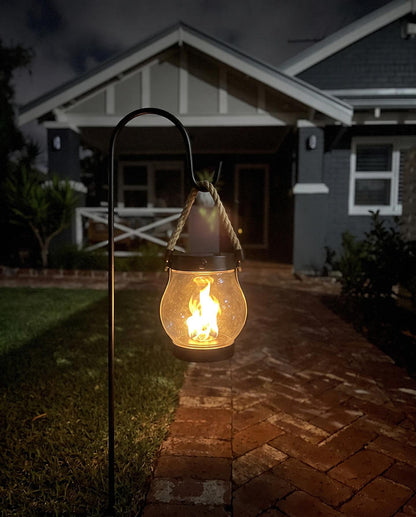 Solar Flame-Effect Lantern