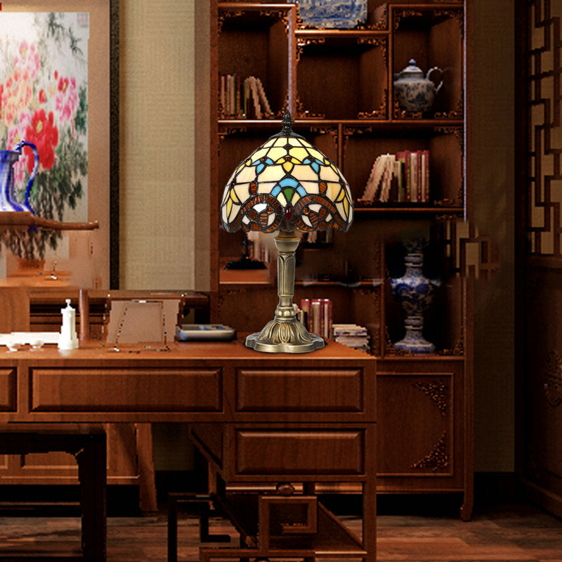 Tiffany-style stained glass table lamp with mosaic shade – STUDIO GONKA