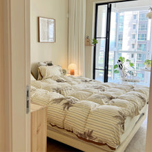 Alice Mushroom Table Lamp