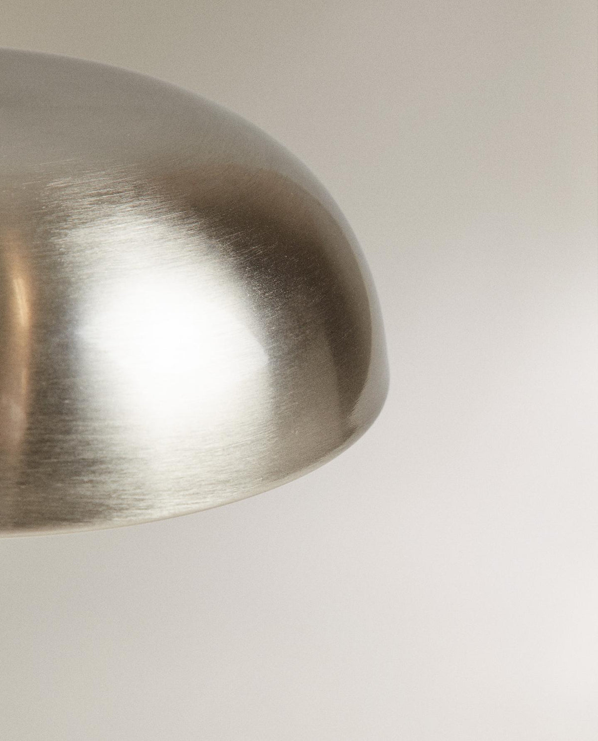 Liora Cordless Metal Table Lamp