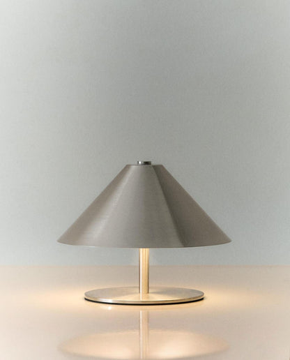 Diora Cordless Metal Table Lamp