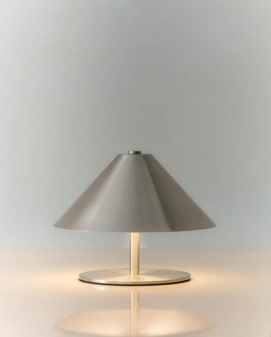 Diora Cordless Metal Table Lamp