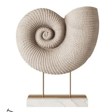 Atlas I Mytos Sculpture