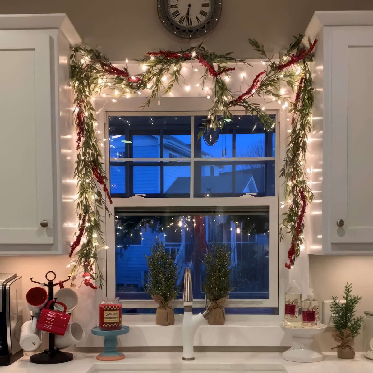 Lighted Maple Leaf Fall Garland