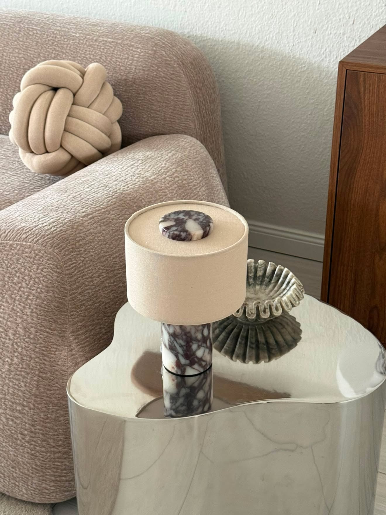 Marmora Marble Table Lamp with natural Calacatta marble base – STUDIO GONKA