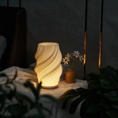 Crest Lamp