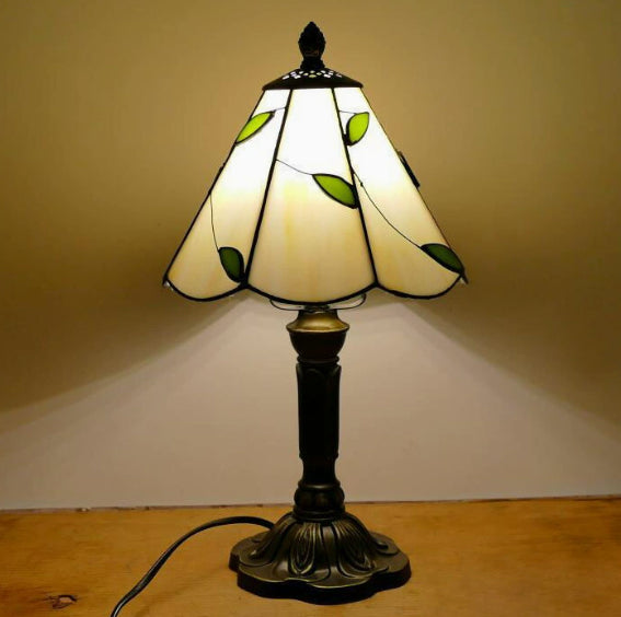 Tiffany-style stained glass table lamp with mosaic shade – STUDIO GONKA