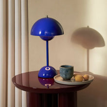Flowerpot LED Table Lamp