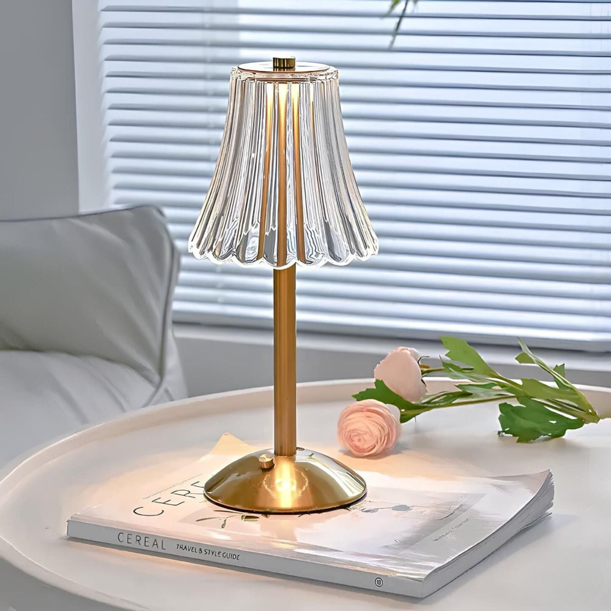 LumaCore Cordless Table Lamp