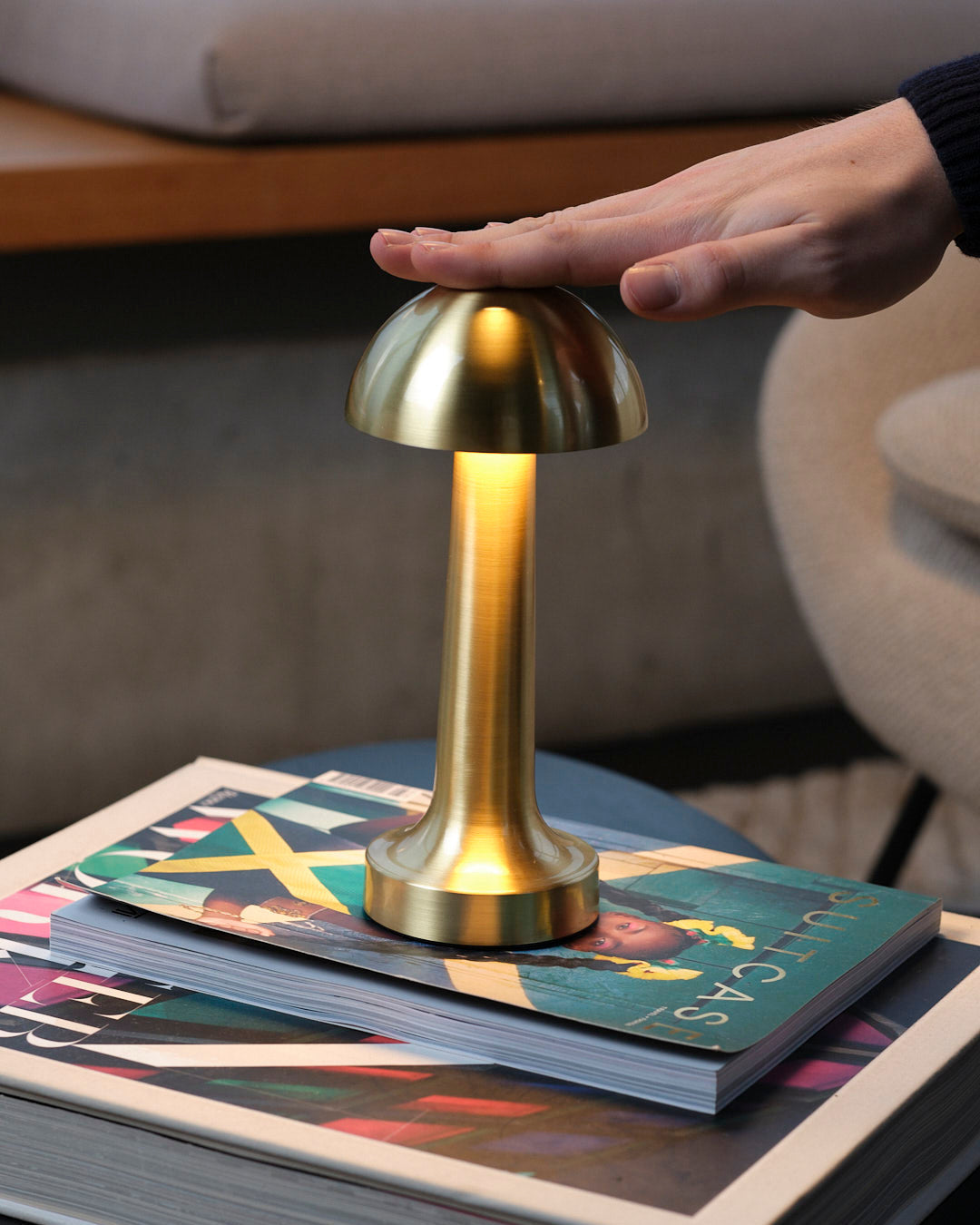 Nuvé Gold LED Table Lamp