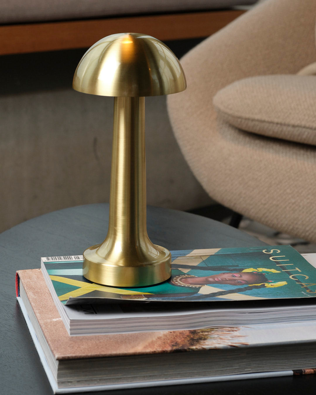 Nuvé Gold LED Table Lamp