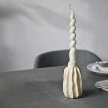 Curve Candle Holder